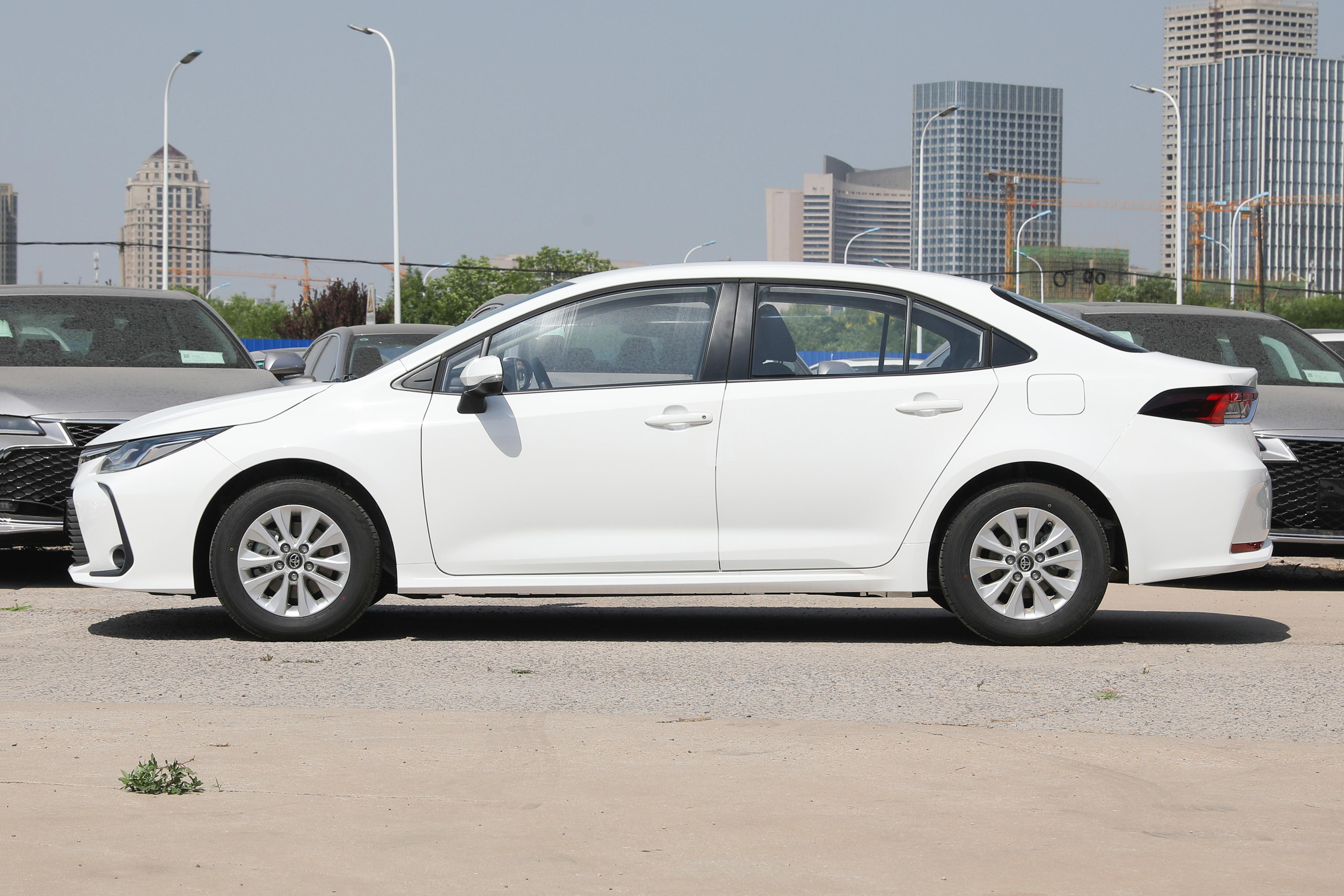 卡罗拉显示油耗和实际油耗差多少,卡罗拉油耗10怎么回事