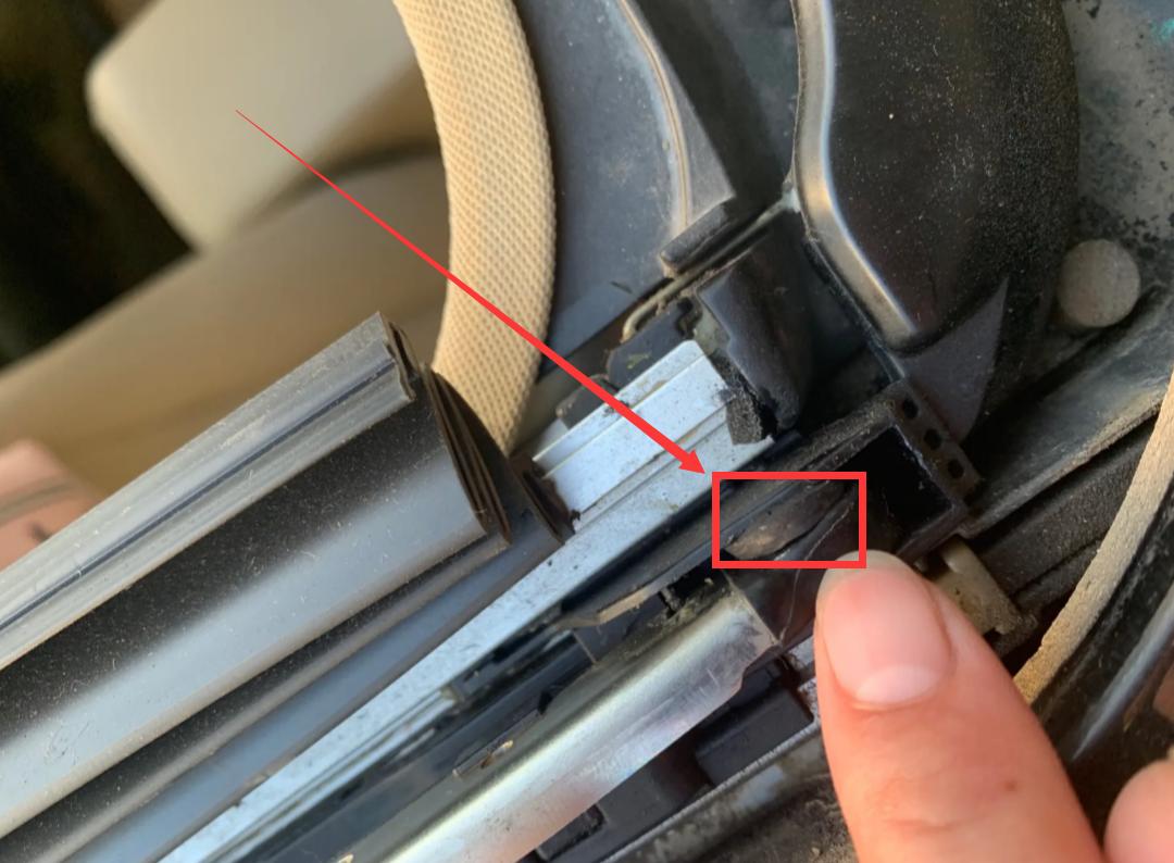 迈腾和凯美瑞出问题概率,迈腾和凯美瑞对撞事故