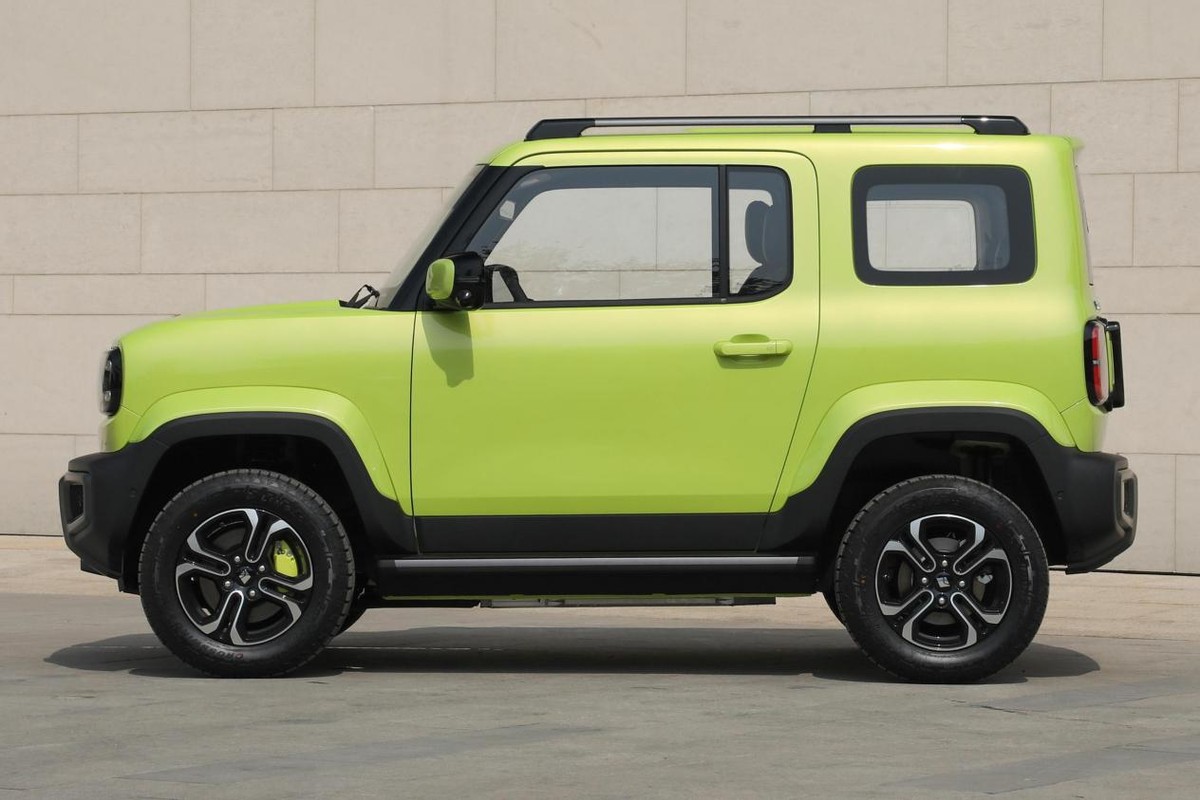 经济小巧、颜值高、动力强，适合女生开的三款小车，更喜欢哪款？