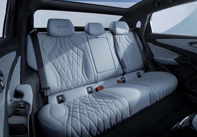 十几万的纯电动汽车应该选哪一款,20万动力和操控最好的新能源轿车