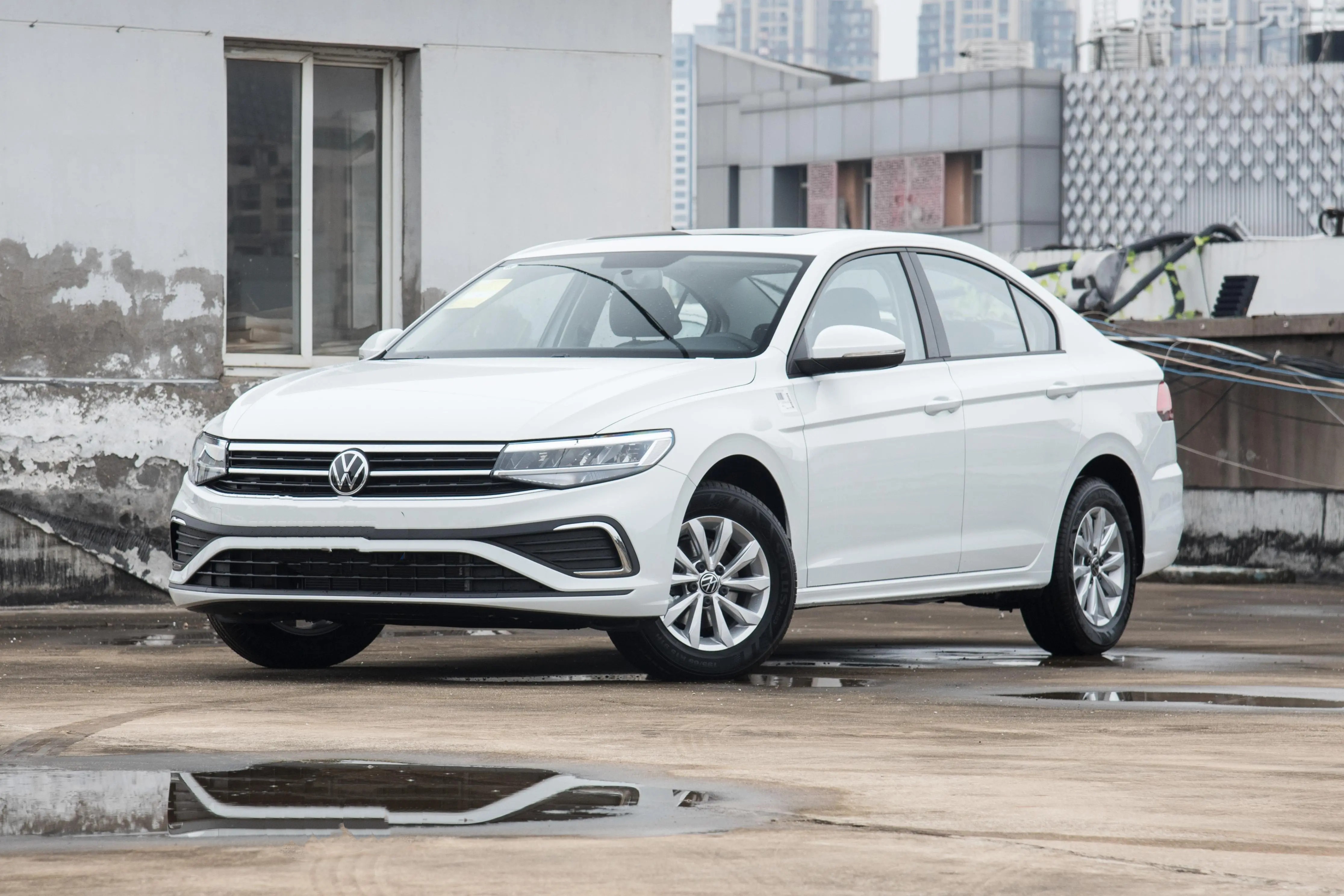 大众宝来销量怎么下降这么多,宝来降价优惠2万