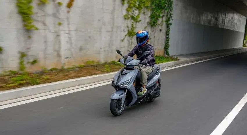 2019款光阳猎路者150测评,光阳racing150最新款具体配置