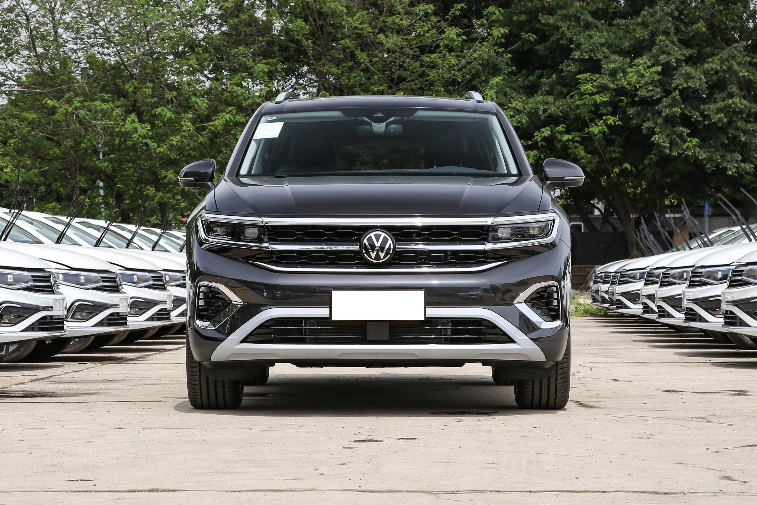 大众也没辙了！从30万跌至24万，舒适媲美MPV，放弃途昂汉兰达