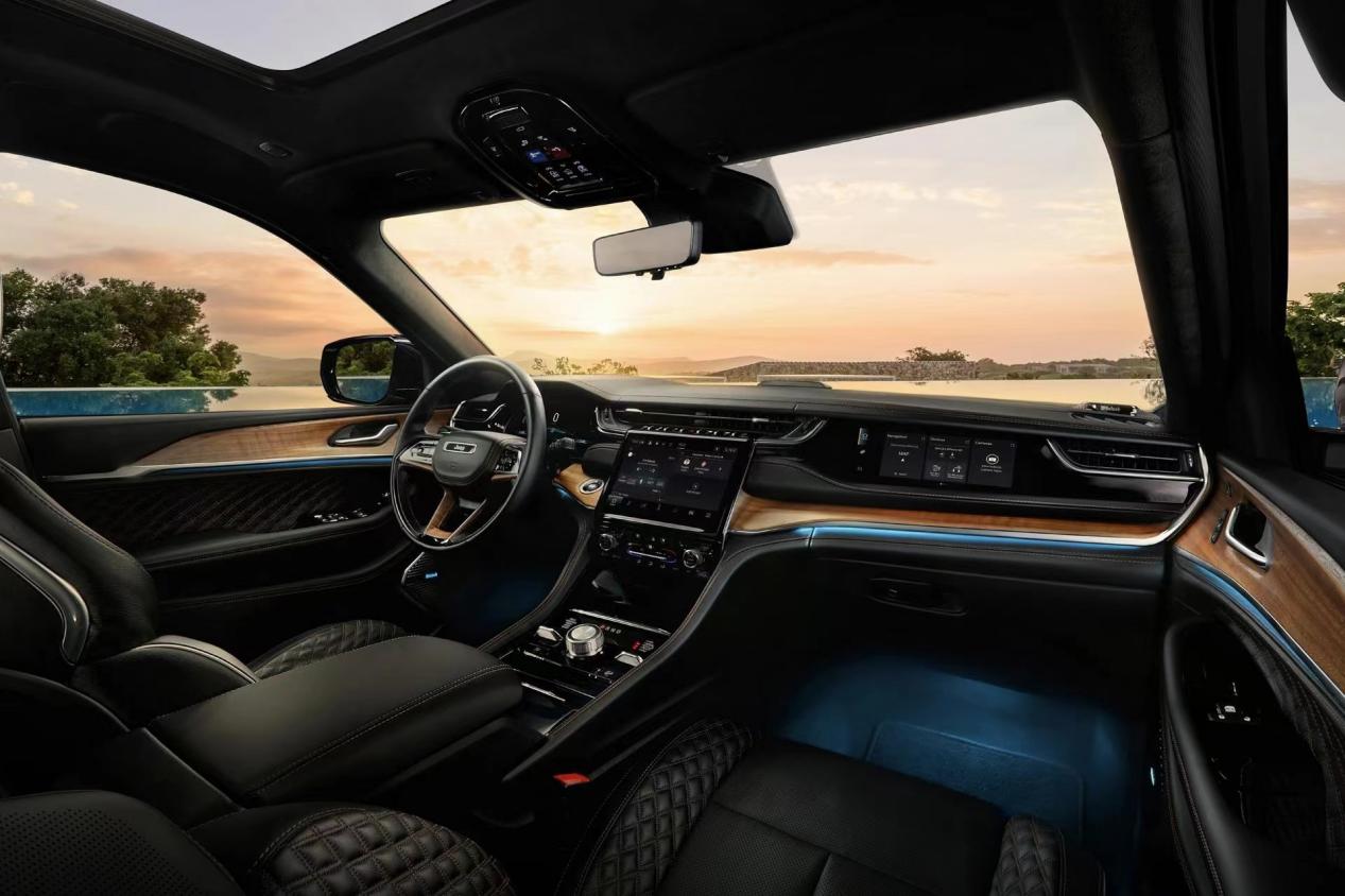 全新大切诺基4xe售价公布,全新大切诺基4xe将发布