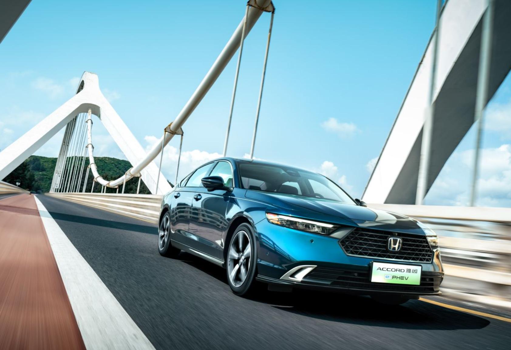 可以插电的雅阁，要在B级车市场做一道证明题