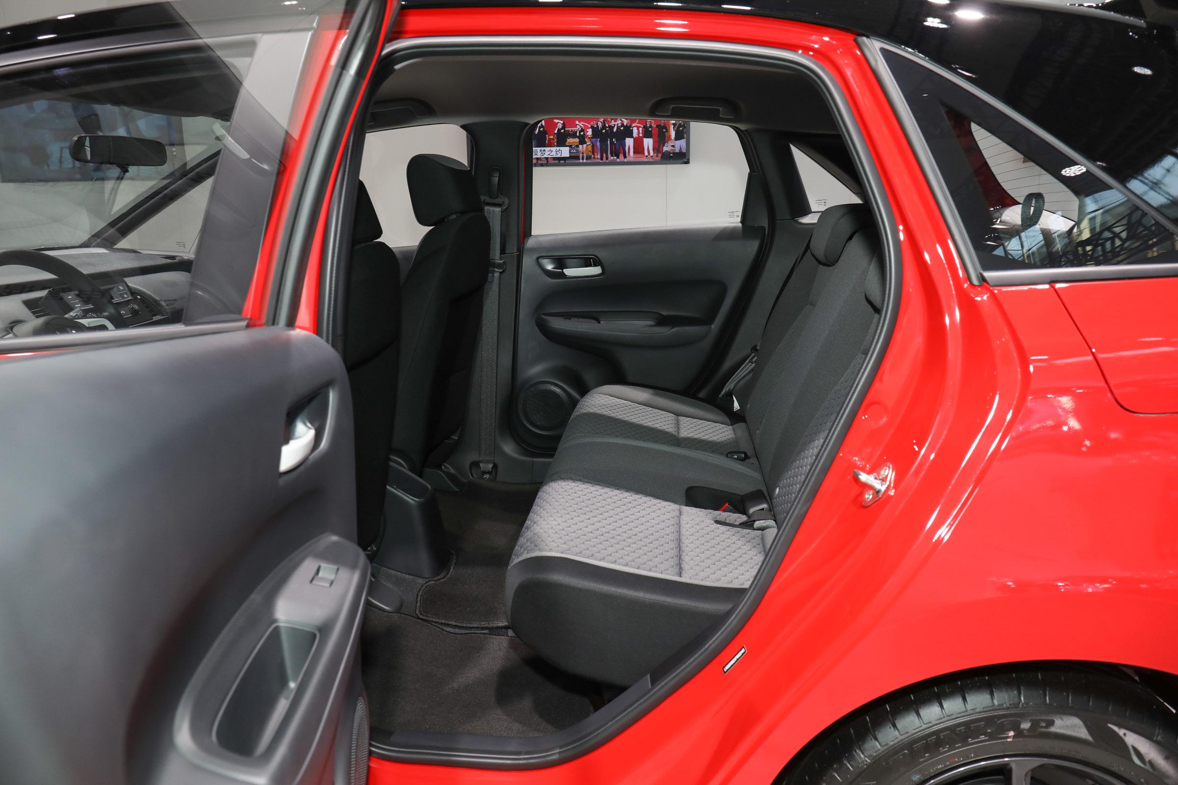 本田飞度無限MUGEN版，运动套件加持更个性，售价9.68万元