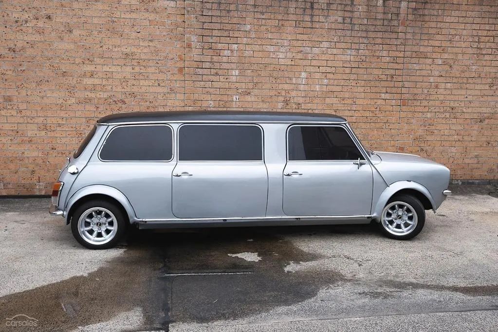 澳洲市场那些最古怪新奇的豪华加长车，前英女王座驾也在其中？