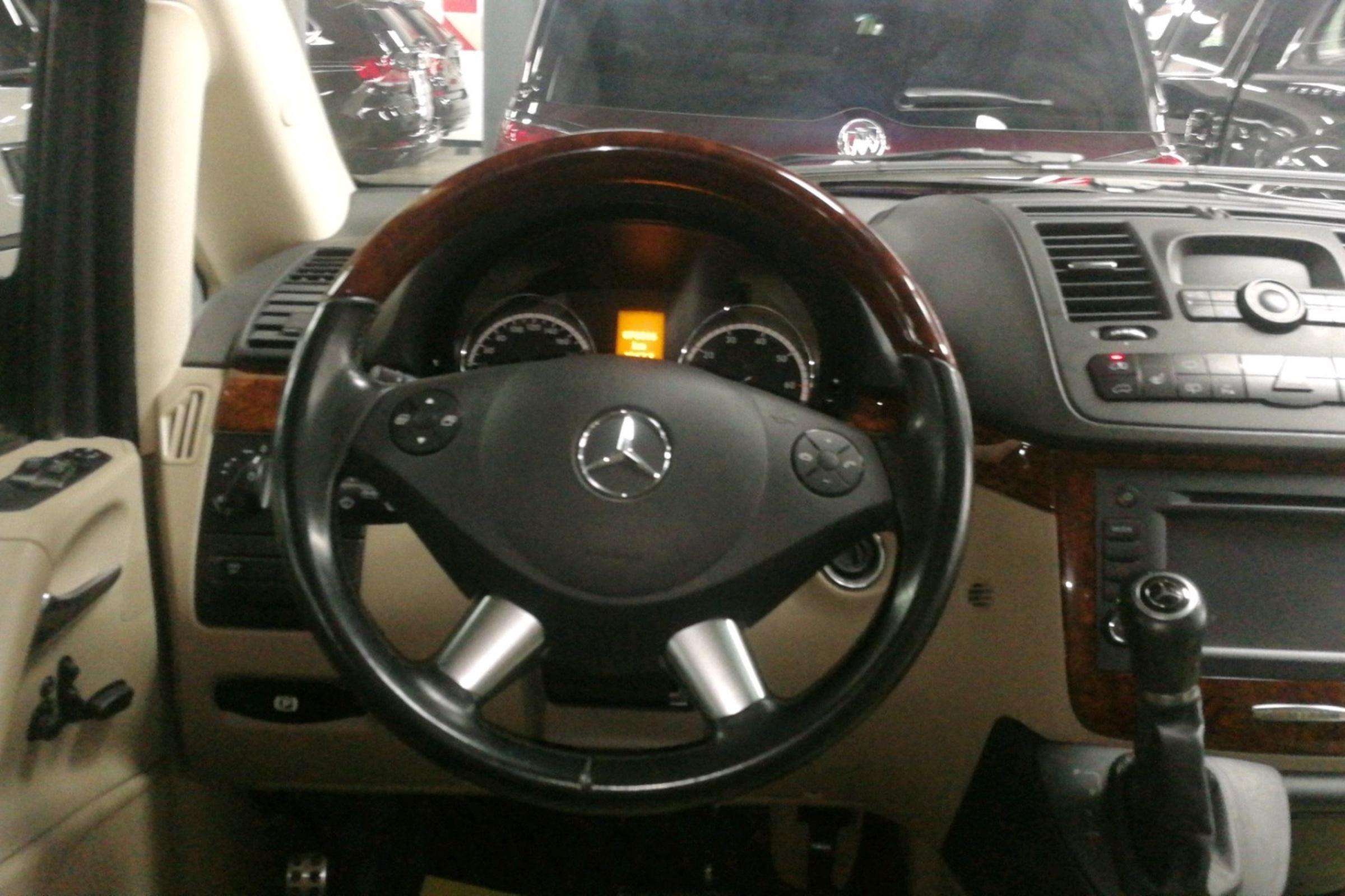 最新中大型mpv车型消息,奔驰唯雅诺2021款落地价