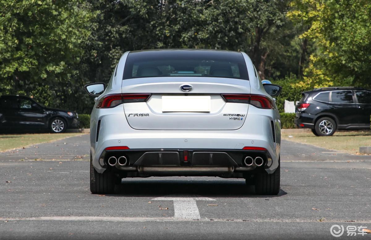 广汽新款四驱车型,售价1828万广汽推出新款家轿