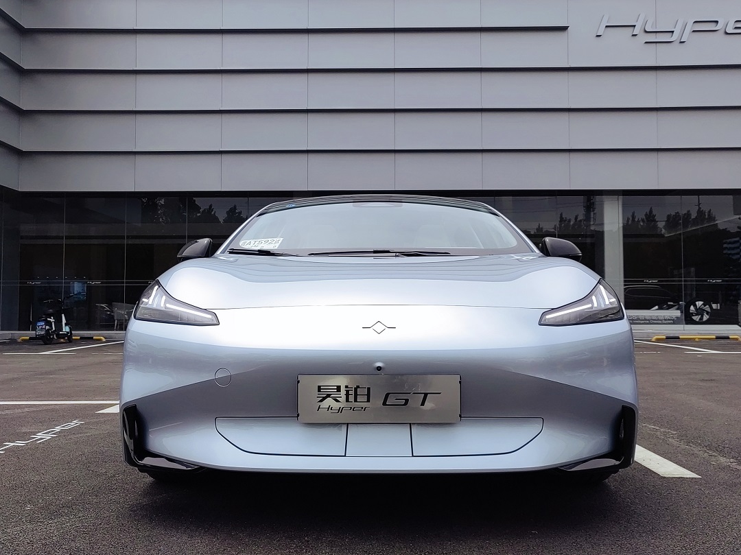 拉风的前卫科幻座驾，为魔都更添魔力色彩