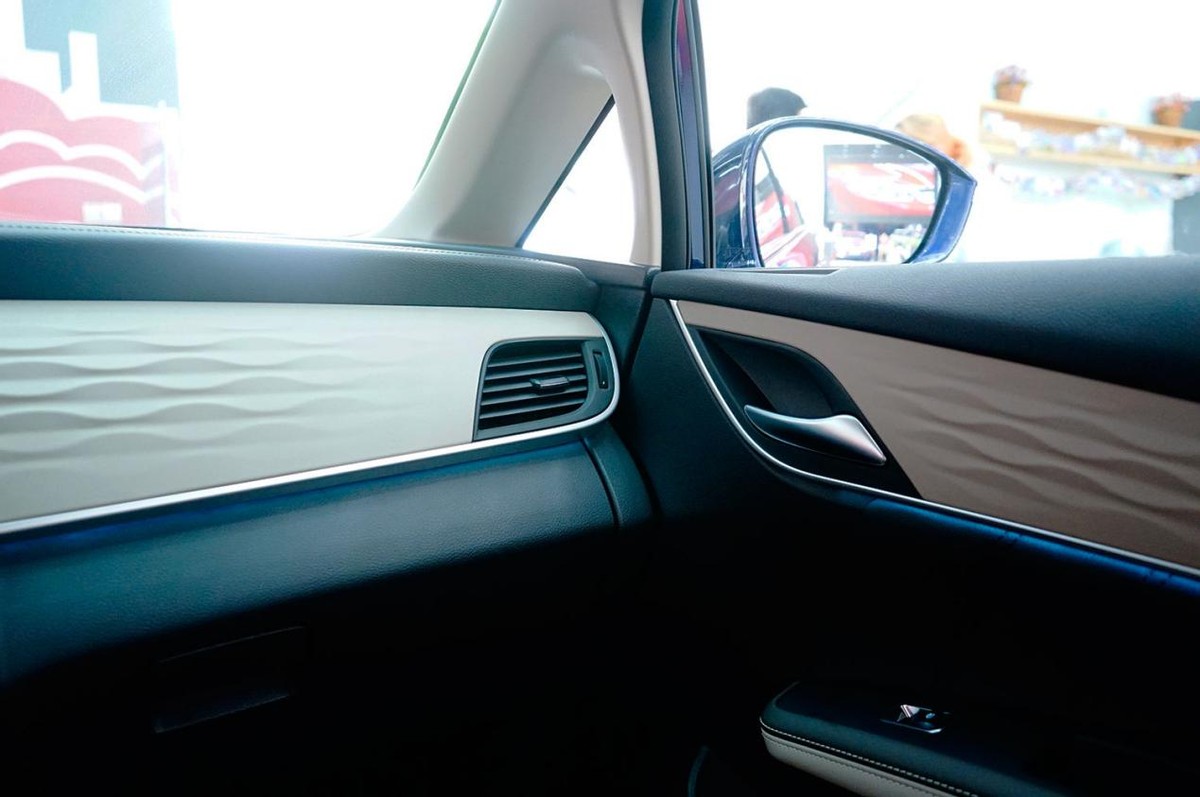 比亚迪宋maxdm-i乘坐体验,比亚迪宋plusdm-i和crv空间比较