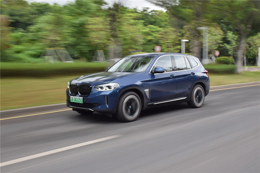 为什么网上报价跟现实相差那么远,为什么网上报价比实际车价低