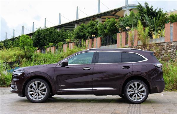 别克昂科威plus艾维亚深度试驾,2023款昂科威plusavenir艾维亚噪音