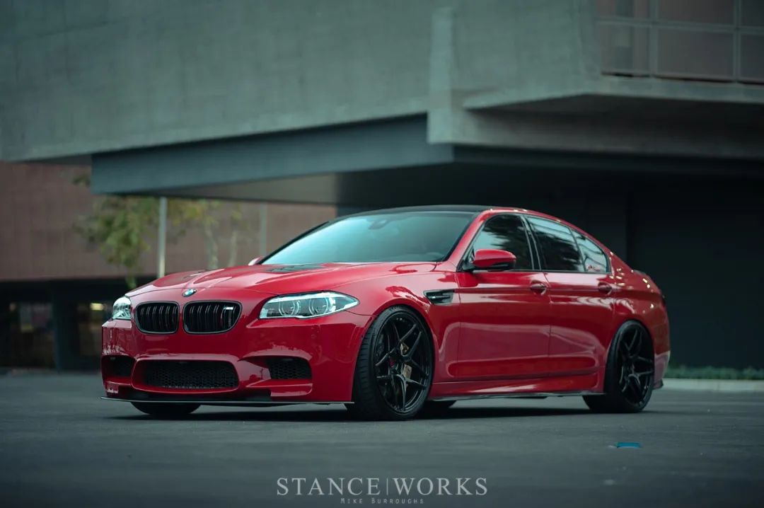 不到20万的宝马m5新款,性能不输s5