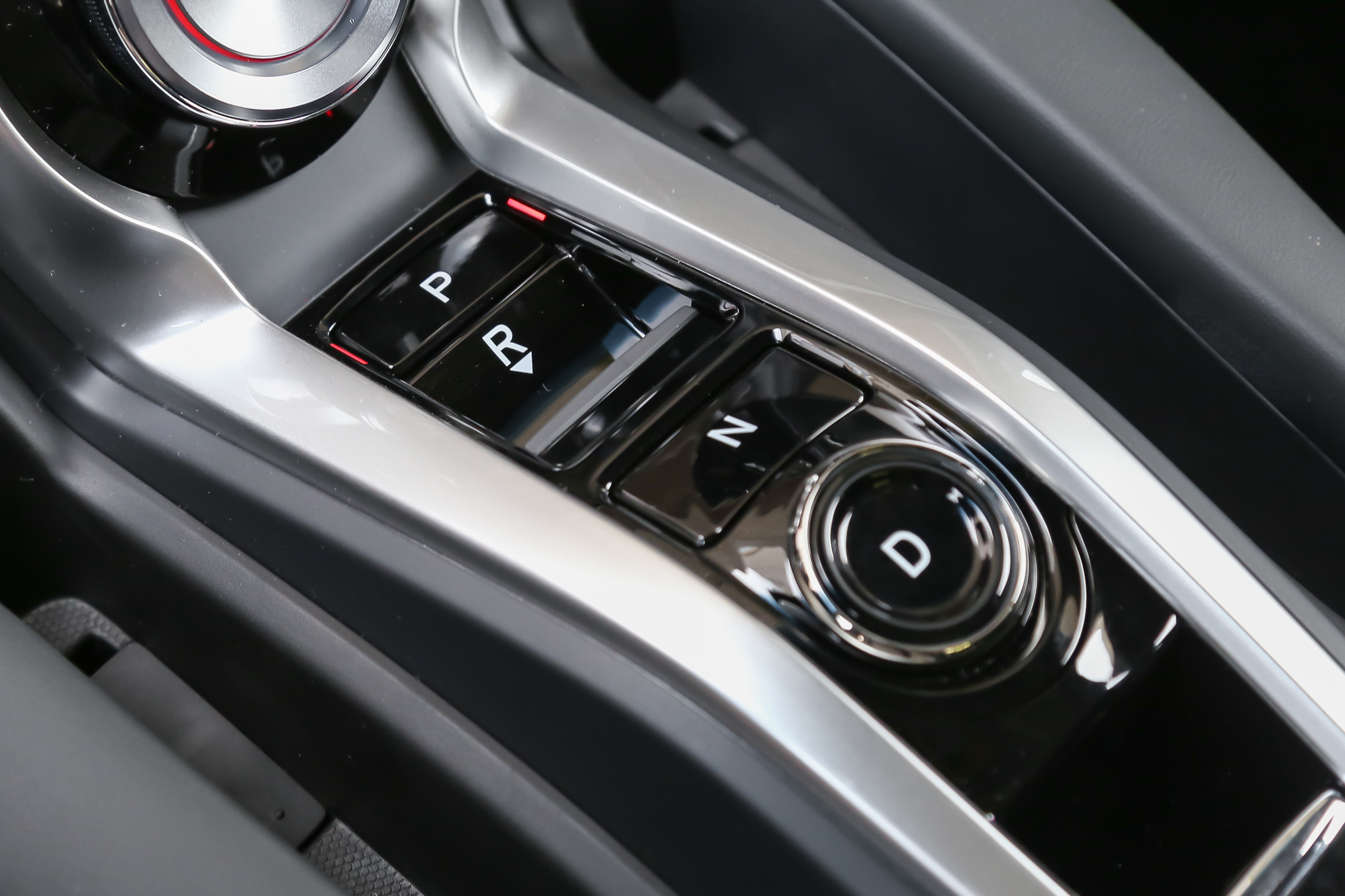 定位豪华的汽车品牌,定位高端车型推荐