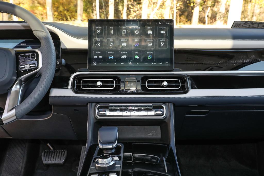 不玩越野有必要买北京bj60吗,北京bj60的配置和哪些合资车相当