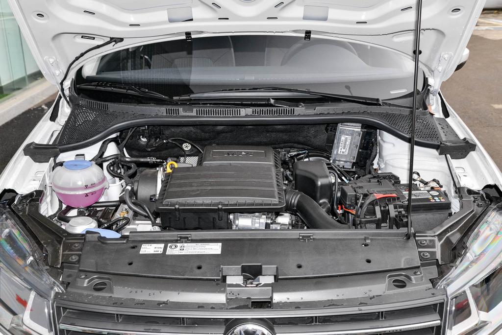 桑塔纳走遍天下都不怕bgm,桑塔纳走遍天下都不怕视频