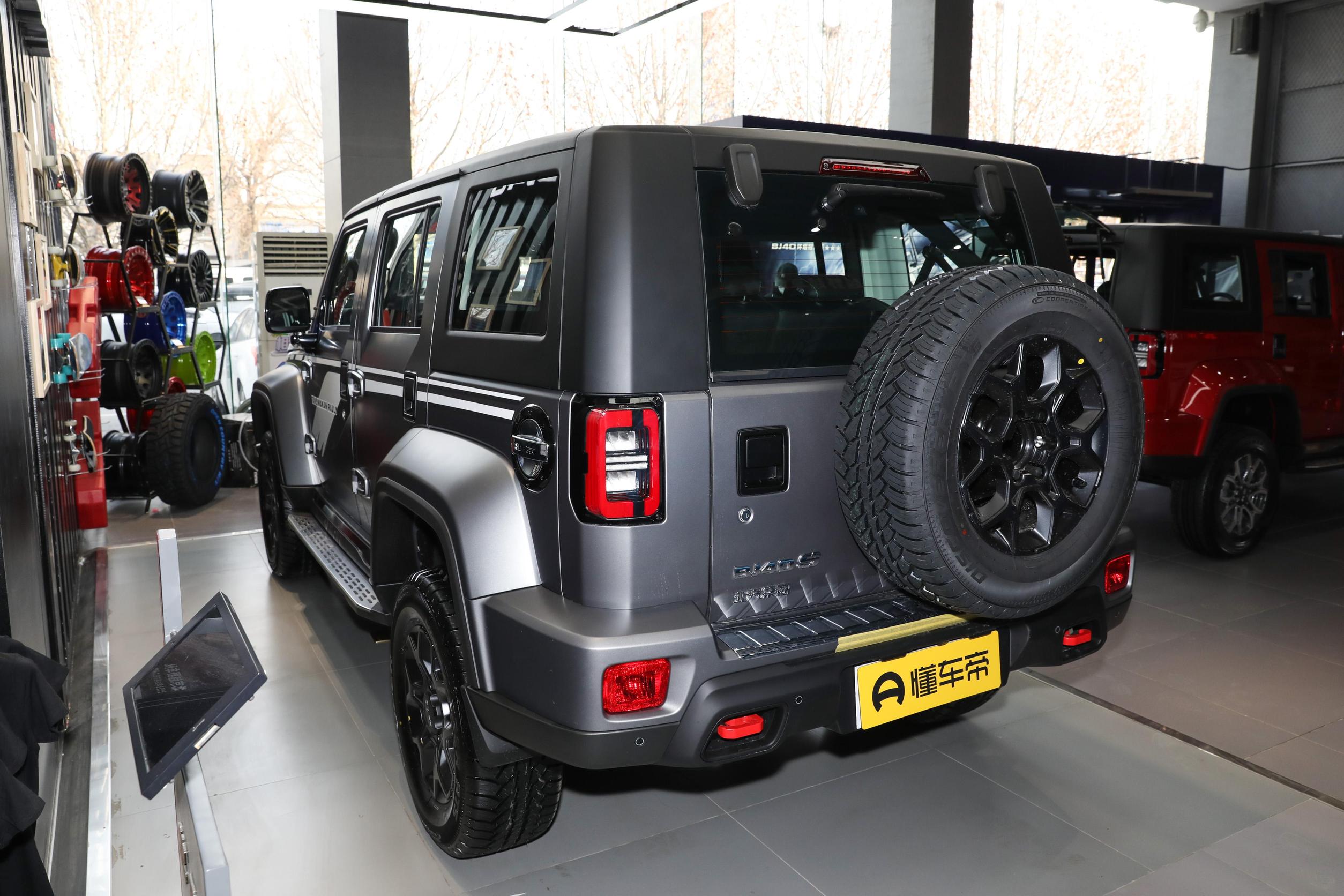 深度体验bj40环塔冠军版,试驾北京bj40环塔冠军