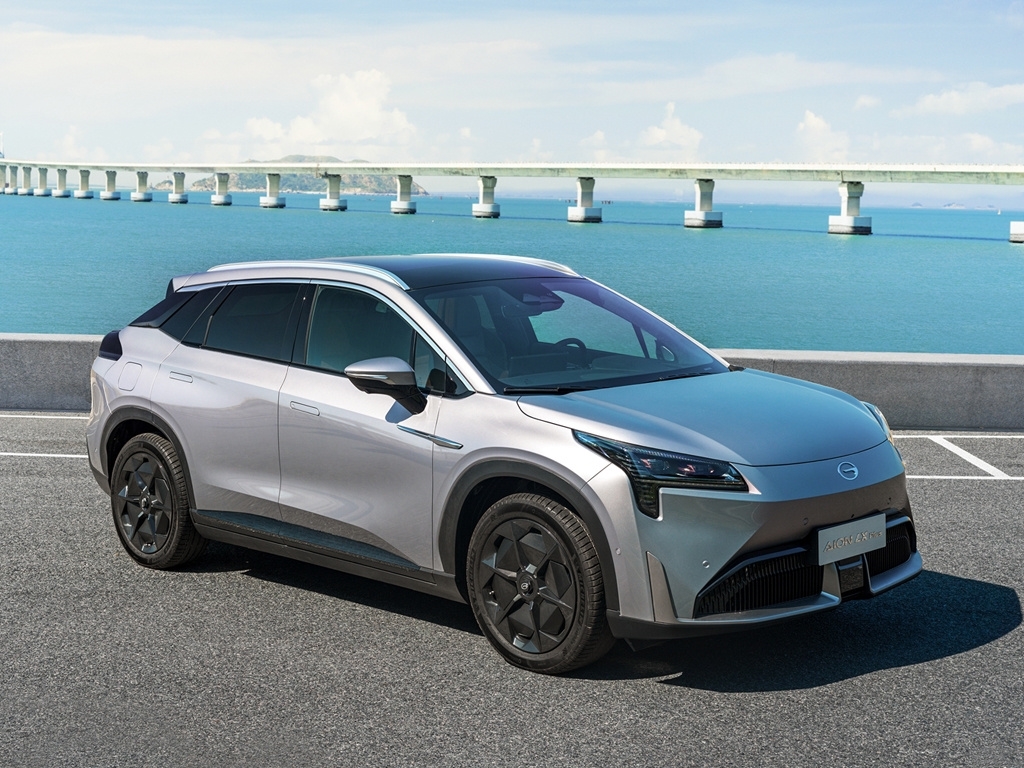 3.9秒加速不输超跑重庆体验aionlx,AIONLX四驱旗舰版