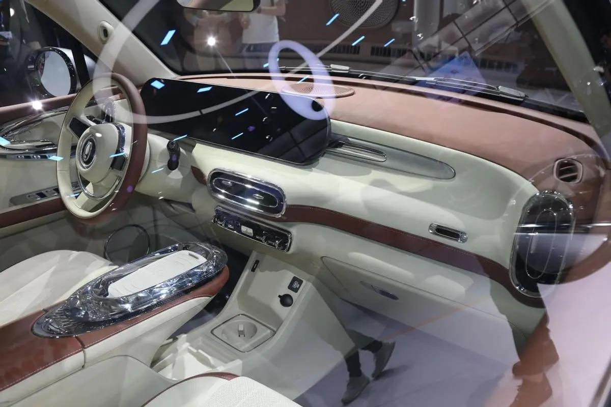 欧拉芭蕾猫续航和充电时间,长城欧拉芭蕾猫实车落地多少钱