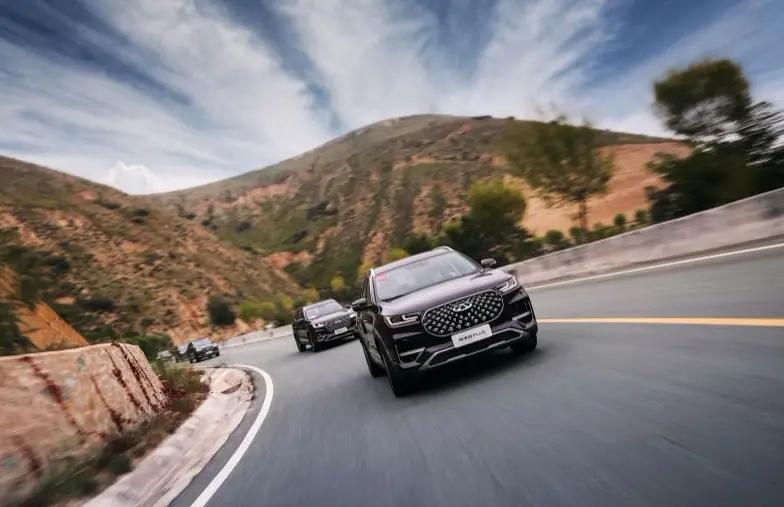 奇瑞瑞虎8plus1.6t2022款区别,奇瑞瑞虎8plus2.0t与1.6t怎么选