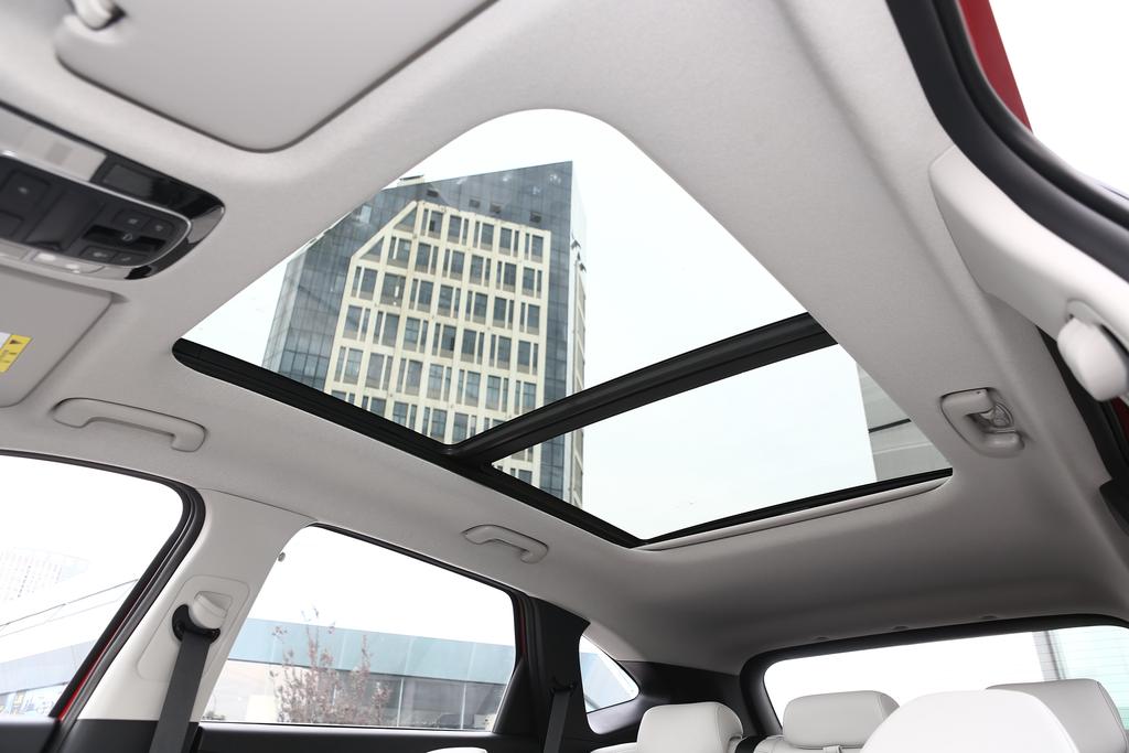 全面升级上新,最新款北京现代途胜试驾视频