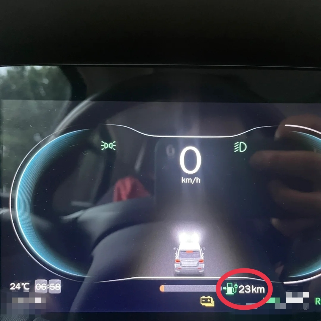 零跑t03家用插板能充电吗,零跑t03汽车如何解锁充电