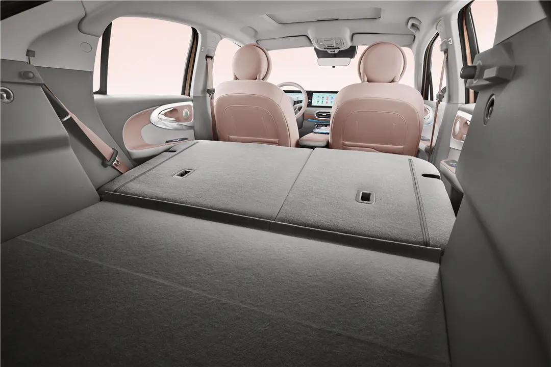 标配主动刹车,23款欧拉芭蕾猫优惠6万