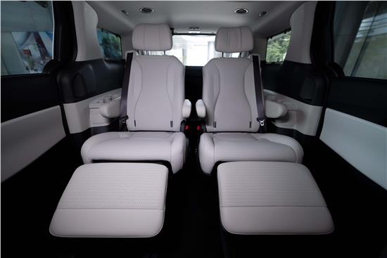 第四代嘉华哪款配置值得选,第四代嘉华大而舒适且实用