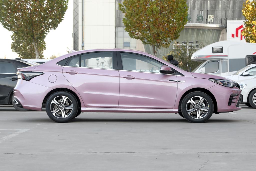 艾瑞泽5plus实用配置,艾瑞泽5plus使用感受