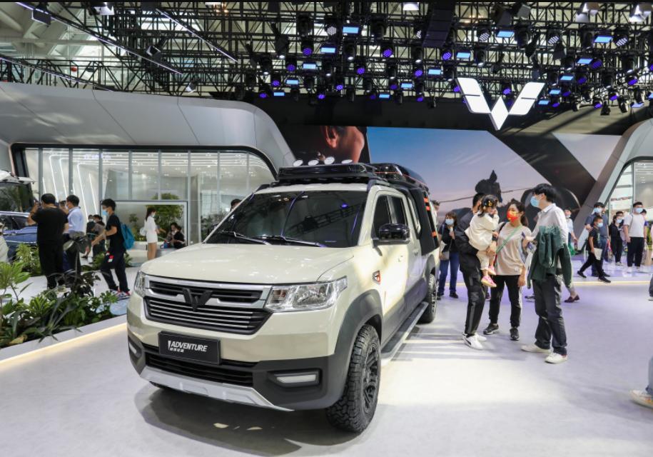 五菱车既能拉人又能拉货,五菱造越野车