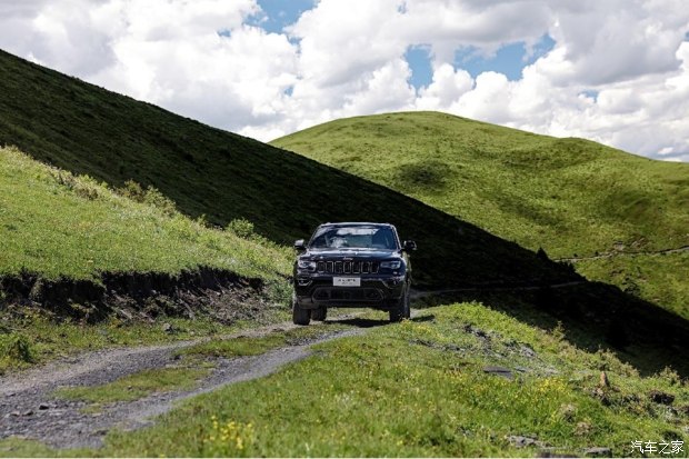 大排量进口百万豪华顶配suv,豪华suv百万级越野