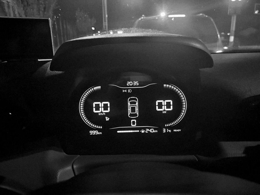 全新零跑t03夏日出行,零跑t03新车