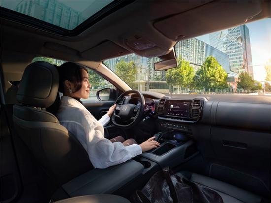 沉迷在了“凡尔赛”全球标杆工厂出品，品质必须全球化