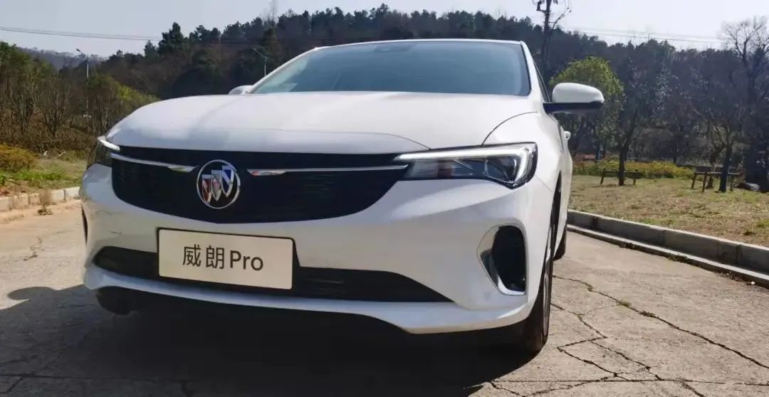 试驾威朗pro2023款乐享版夜间驾驶,威朗pro高速隔音测试