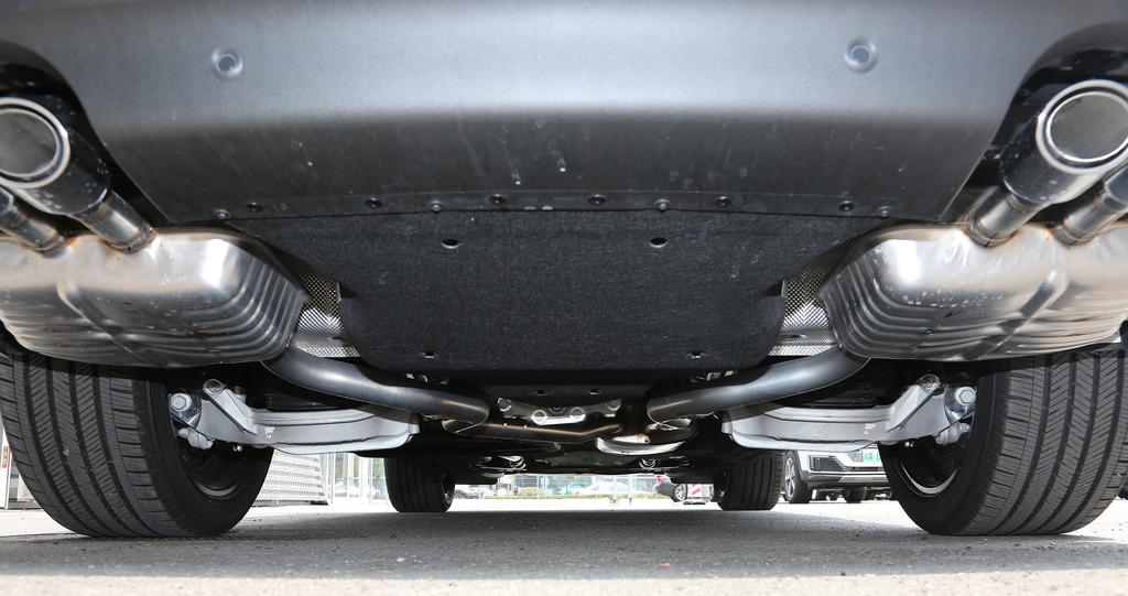 林肯飞行家报价及配置图,林肯飞行家10at变速箱咋样