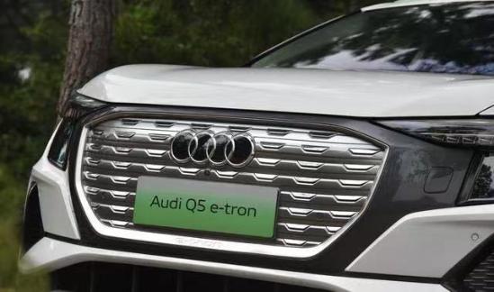 新款4轮电动车测试,上汽奥迪全新