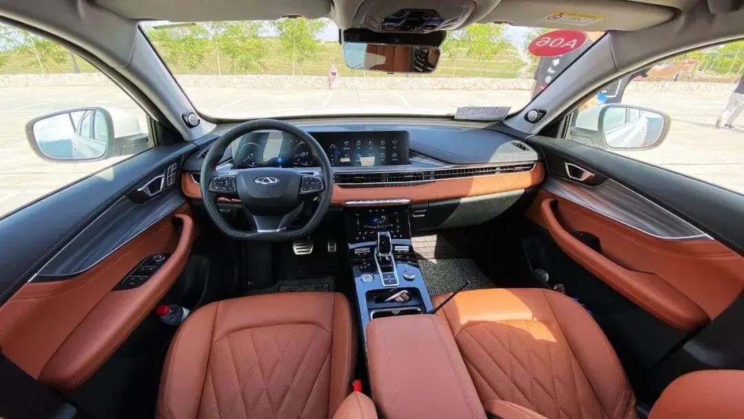 奇瑞瑞虎8plus1.6t2022款区别,奇瑞瑞虎8plus2.0t与1.6t怎么选