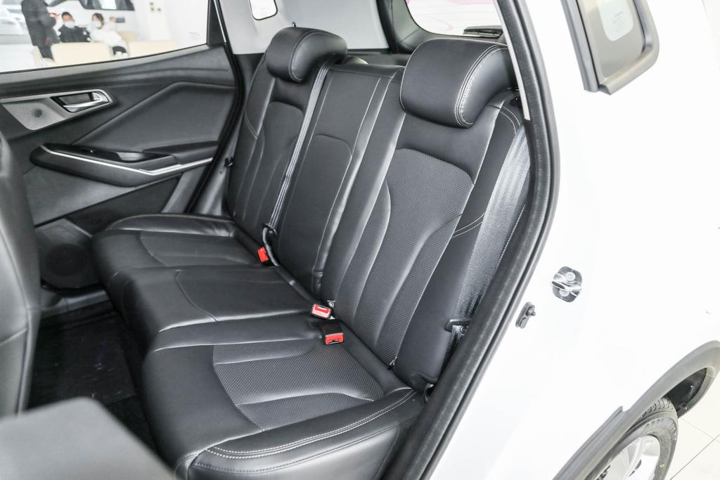 长安汽车推出的全新紧凑型跨界suv,长安跨界风尚车