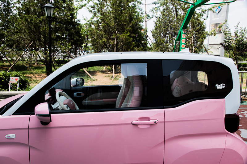 5万左右纯电代步小车，QQ冰淇淋·桃欢喜带来哪些惊喜呢？