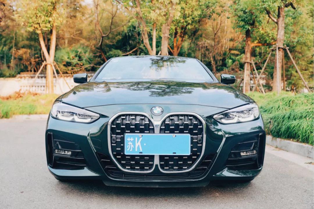 宝马新4系敞篷车主感受,朋友买了台宝马