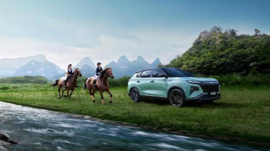 诗擎万里，皓极好极！诗和远方蕴含文化自信