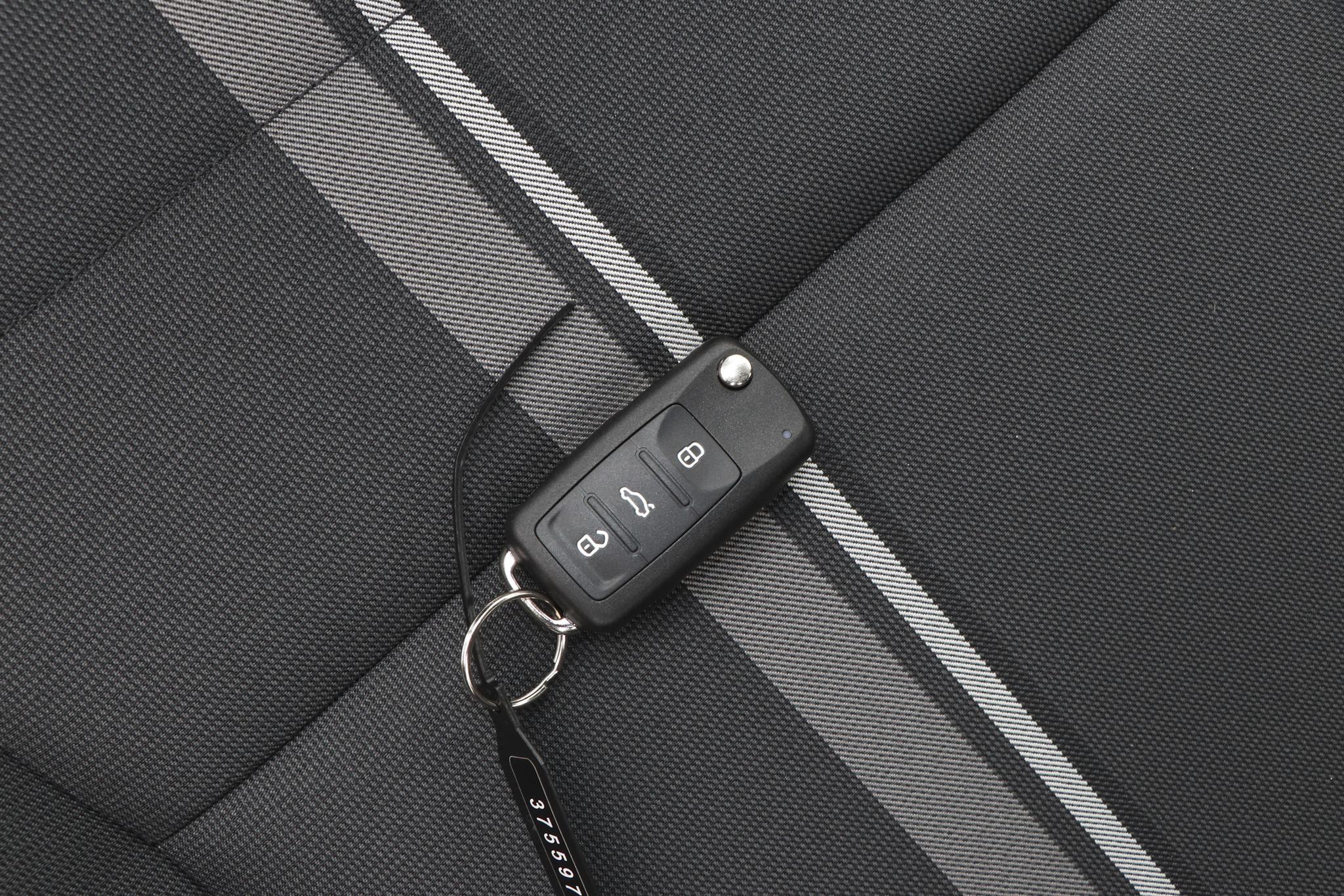 大众c-trek蔚领驾驶感受,12万内能买到哪些瓦罐旅行车