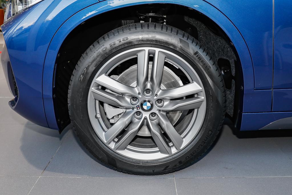 新款宝马x2试驾评测视频,宝马x2试驾评测视频