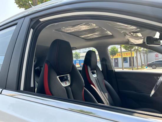 五菱星驰大空间suv2023落地价格,五菱星驰小型suv多少钱