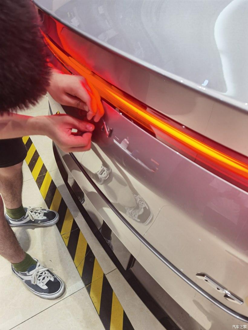 小鹏的理想是蔚来买一辆特斯拉,特斯拉小鹏蔚来理想哪个好