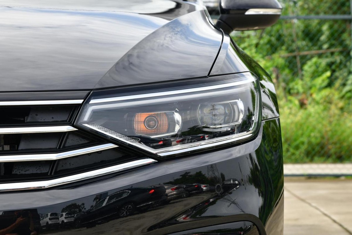 2023款迈腾380车身长度多少,迈腾380车长5米4