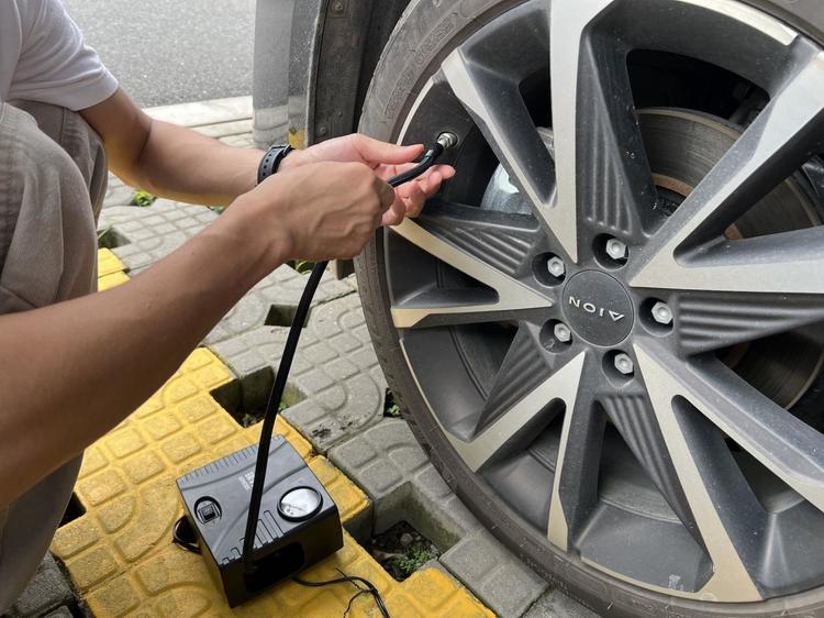 新车后备箱工具使用方法,后备箱工具如何使用