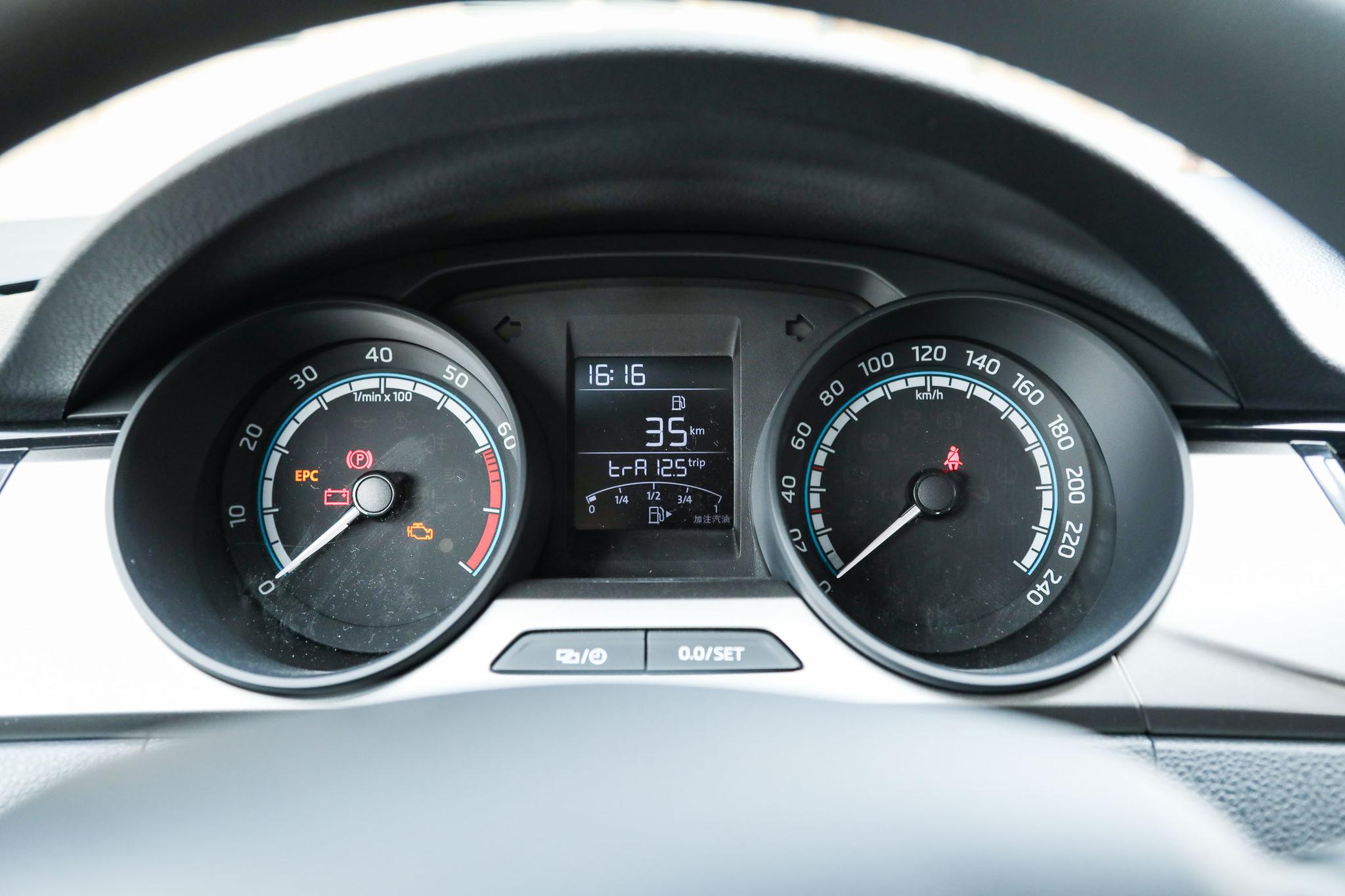 4万左右斯柯达昕动,合资家用空间大省油车推荐