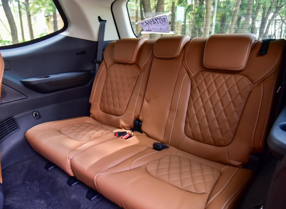 中大型suv怎么选不妨先看看这款车,15到20万的中型suv六座油耗低的车